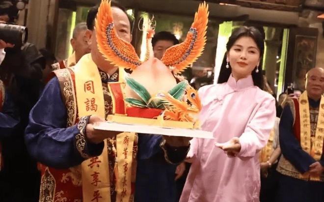 妈祖春祭大典警督护航旁边全是大人物开元棋牌试玩刘涛这排场无人能比参加(图10)